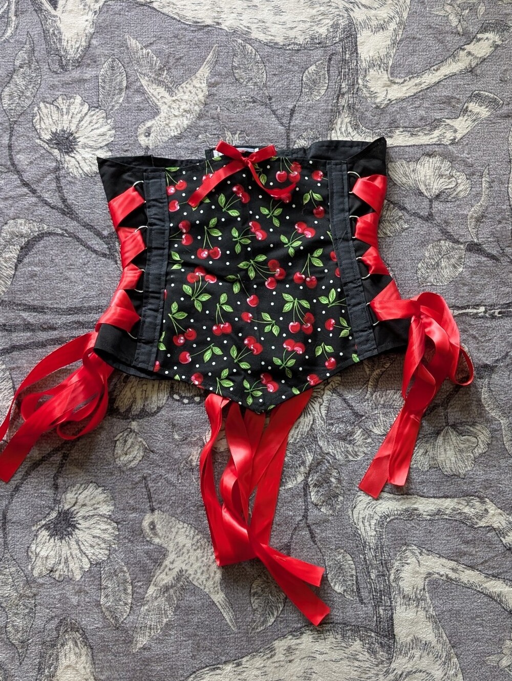 Cherry Corset Set - Picture 7 of 11